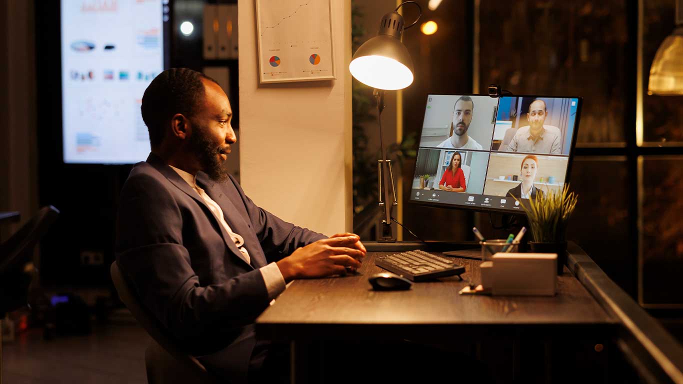 02-eBook-Effective-Remote-Team-Management-A-Comprehensive-Approach